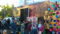 горячая кукуруза веревочные парки надувные аттракционы парковые аттракционы водные аттракционы детские игровые площадки